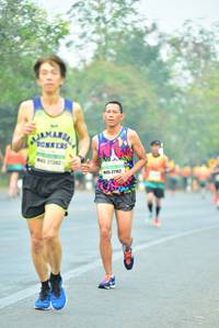 BIB: 27383, 27162
                            <button type="button" onclick="openModal(10028725)" class="btn btn-primary btn-sm float-right btn-popup" data-toggle="modal" data-target=".modal-high-quality">
                        <i class="fas fa-shopping-cart"></i> Add to Cart
                    </button>
                                            <button type="button" onclick="isThisMe(10028725, true)" class="btn btn-success btn-sm float-right btn-popup btn-isme hidden" data-toggle="tooltip" data-placement="bottom" title="นี่คือรูปของคุณใช่ไหม คลิกที่นี่เพื่อเอาเข้าอัลบั้ม">
                        <i class="fas fa-plus"></i> Add to album
                    </button>
                    <button type="button" onclick="isThisMe(10028725, false)" class="btn btn-warning btn-sm float-right btn-popup btn-isnotme hidden">
                        <i class="fas fa-ban"></i> Remove from album
                    </button>
