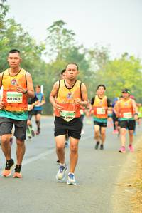 BIB: 26275, 21918
                            <button type="button" onclick="openModal(10257410)" class="btn btn-primary btn-sm float-right btn-popup" data-toggle="modal" data-target=".modal-high-quality">
                        <i class="fas fa-shopping-cart"></i> Add to Cart
                    </button>
                                            <button type="button" onclick="isThisMe(10257410, true)" class="btn btn-success btn-sm float-right btn-popup btn-isme hidden" data-toggle="tooltip" data-placement="bottom" title="นี่คือรูปของคุณใช่ไหม คลิกที่นี่เพื่อเอาเข้าอัลบั้ม">
                        <i class="fas fa-plus"></i> Add to album
                    </button>
                    <button type="button" onclick="isThisMe(10257410, false)" class="btn btn-warning btn-sm float-right btn-popup btn-isnotme hidden">
                        <i class="fas fa-ban"></i> Remove from album
                    </button>