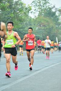 BIB: 41281
                            <button type="button" onclick="openModal(9973670)" class="btn btn-primary btn-sm float-right btn-popup" data-toggle="modal" data-target=".modal-high-quality">
                        <i class="fas fa-shopping-cart"></i> Add to Cart
                    </button>
                                            <button type="button" onclick="isThisMe(9973670, true)" class="btn btn-success btn-sm float-right btn-popup btn-isme hidden" data-toggle="tooltip" data-placement="bottom" title="นี่คือรูปของคุณใช่ไหม คลิกที่นี่เพื่อเอาเข้าอัลบั้ม">
                        <i class="fas fa-plus"></i> Add to album
                    </button>
                    <button type="button" onclick="isThisMe(9973670, false)" class="btn btn-warning btn-sm float-right btn-popup btn-isnotme hidden">
                        <i class="fas fa-ban"></i> Remove from album
                    </button>