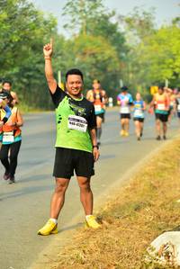 BIB: 47201
                            <button type="button" onclick="openModal(10252967)" class="btn btn-primary btn-sm float-right btn-popup" data-toggle="modal" data-target=".modal-high-quality">
                        <i class="fas fa-shopping-cart"></i> Add to Cart
                    </button>
                                            <button type="button" onclick="isThisMe(10252967, true)" class="btn btn-success btn-sm float-right btn-popup btn-isme hidden" data-toggle="tooltip" data-placement="bottom" title="นี่คือรูปของคุณใช่ไหม คลิกที่นี่เพื่อเอาเข้าอัลบั้ม">
                        <i class="fas fa-plus"></i> Add to album
                    </button>
                    <button type="button" onclick="isThisMe(10252967, false)" class="btn btn-warning btn-sm float-right btn-popup btn-isnotme hidden">
                        <i class="fas fa-ban"></i> Remove from album
                    </button>