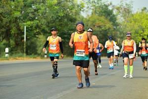 BIB: 04122
                            <button type="button" onclick="openModal(10258050)" class="btn btn-primary btn-sm float-right btn-popup" data-toggle="modal" data-target=".modal-high-quality">
                        <i class="fas fa-shopping-cart"></i> Add to Cart
                    </button>
                                            <button type="button" onclick="isThisMe(10258050, true)" class="btn btn-success btn-sm float-right btn-popup btn-isme hidden" data-toggle="tooltip" data-placement="bottom" title="นี่คือรูปของคุณใช่ไหม คลิกที่นี่เพื่อเอาเข้าอัลบั้ม">
                        <i class="fas fa-plus"></i> Add to album
                    </button>
                    <button type="button" onclick="isThisMe(10258050, false)" class="btn btn-warning btn-sm float-right btn-popup btn-isnotme hidden">
                        <i class="fas fa-ban"></i> Remove from album
                    </button>
