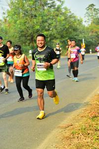 BIB: 4120
                            <button type="button" onclick="openModal(10253012)" class="btn btn-primary btn-sm float-right btn-popup" data-toggle="modal" data-target=".modal-high-quality">
                        <i class="fas fa-shopping-cart"></i> Add to Cart
                    </button>
                                            <button type="button" onclick="isThisMe(10253012, true)" class="btn btn-success btn-sm float-right btn-popup btn-isme hidden" data-toggle="tooltip" data-placement="bottom" title="นี่คือรูปของคุณใช่ไหม คลิกที่นี่เพื่อเอาเข้าอัลบั้ม">
                        <i class="fas fa-plus"></i> Add to album
                    </button>
                    <button type="button" onclick="isThisMe(10253012, false)" class="btn btn-warning btn-sm float-right btn-popup btn-isnotme hidden">
                        <i class="fas fa-ban"></i> Remove from album
                    </button>