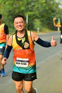 BIB: 42195, 42100
                            <button type="button" onclick="openModal(10256315)" class="btn btn-primary btn-sm float-right btn-popup" data-toggle="modal" data-target=".modal-high-quality">
                        <i class="fas fa-shopping-cart"></i> Add to Cart
                    </button>
                                            <button type="button" onclick="isThisMe(10256315, true)" class="btn btn-success btn-sm float-right btn-popup btn-isme hidden" data-toggle="tooltip" data-placement="bottom" title="นี่คือรูปของคุณใช่ไหม คลิกที่นี่เพื่อเอาเข้าอัลบั้ม">
                        <i class="fas fa-plus"></i> Add to album
                    </button>
                    <button type="button" onclick="isThisMe(10256315, false)" class="btn btn-warning btn-sm float-right btn-popup btn-isnotme hidden">
                        <i class="fas fa-ban"></i> Remove from album
                    </button>