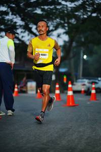 BIB: 16061
                            <button type="button" onclick="openModal(7513876)" class="btn btn-primary btn-sm float-right btn-popup" data-toggle="modal" data-target=".modal-high-quality">
                        <i class="fas fa-shopping-cart"></i> Add to Cart
                    </button>
                                            <button type="button" onclick="isThisMe(7513876, true)" class="btn btn-success btn-sm float-right btn-popup btn-isme hidden" data-toggle="tooltip" data-placement="bottom" title="นี่คือรูปของคุณใช่ไหม คลิกที่นี่เพื่อเอาเข้าอัลบั้ม">
                        <i class="fas fa-plus"></i> Add to album
                    </button>
                    <button type="button" onclick="isThisMe(7513876, false)" class="btn btn-warning btn-sm float-right btn-popup btn-isnotme hidden">
                        <i class="fas fa-ban"></i> Remove from album
                    </button>