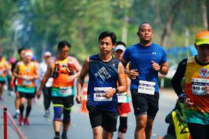 BIB: 46693
                            <button type="button" onclick="openModal(7964126)" class="btn btn-primary btn-sm float-right btn-popup" data-toggle="modal" data-target=".modal-high-quality">
                        <i class="fas fa-shopping-cart"></i> Add to Cart
                    </button>
                                            <button type="button" onclick="isThisMe(7964126, true)" class="btn btn-success btn-sm float-right btn-popup btn-isme hidden" data-toggle="tooltip" data-placement="bottom" title="นี่คือรูปของคุณใช่ไหม คลิกที่นี่เพื่อเอาเข้าอัลบั้ม">
                        <i class="fas fa-plus"></i> Add to album
                    </button>
                    <button type="button" onclick="isThisMe(7964126, false)" class="btn btn-warning btn-sm float-right btn-popup btn-isnotme hidden">
                        <i class="fas fa-ban"></i> Remove from album
                    </button>