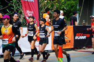 BIB: 192, 40430, 41028
                            <button type="button" onclick="openModal(7960105)" class="btn btn-primary btn-sm float-right btn-popup" data-toggle="modal" data-target=".modal-high-quality">
                        <i class="fas fa-shopping-cart"></i> Add to Cart
                    </button>
                                            <button type="button" onclick="isThisMe(7960105, true)" class="btn btn-success btn-sm float-right btn-popup btn-isme hidden" data-toggle="tooltip" data-placement="bottom" title="นี่คือรูปของคุณใช่ไหม คลิกที่นี่เพื่อเอาเข้าอัลบั้ม">
                        <i class="fas fa-plus"></i> Add to album
                    </button>
                    <button type="button" onclick="isThisMe(7960105, false)" class="btn btn-warning btn-sm float-right btn-popup btn-isnotme hidden">
                        <i class="fas fa-ban"></i> Remove from album
                    </button>