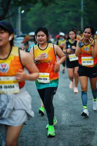 BIB: 15133, 11224, 10404
                            <button type="button" onclick="openModal(7567725)" class="btn btn-primary btn-sm float-right btn-popup" data-toggle="modal" data-target=".modal-high-quality">
                        <i class="fas fa-shopping-cart"></i> Add to Cart
                    </button>
                                            <button type="button" onclick="isThisMe(7567725, true)" class="btn btn-success btn-sm float-right btn-popup btn-isme hidden" data-toggle="tooltip" data-placement="bottom" title="นี่คือรูปของคุณใช่ไหม คลิกที่นี่เพื่อเอาเข้าอัลบั้ม">
                        <i class="fas fa-plus"></i> Add to album
                    </button>
                    <button type="button" onclick="isThisMe(7567725, false)" class="btn btn-warning btn-sm float-right btn-popup btn-isnotme hidden">
                        <i class="fas fa-ban"></i> Remove from album
                    </button>