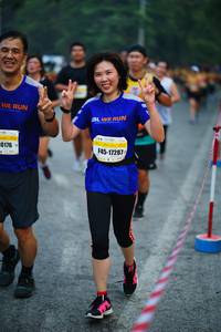 BIB: 0176, 17287
                            <button type="button" onclick="openModal(7681744)" class="btn btn-primary btn-sm float-right btn-popup" data-toggle="modal" data-target=".modal-high-quality">
                        <i class="fas fa-shopping-cart"></i> Add to Cart
                    </button>
                                            <button type="button" onclick="isThisMe(7681744, true)" class="btn btn-success btn-sm float-right btn-popup btn-isme hidden" data-toggle="tooltip" data-placement="bottom" title="นี่คือรูปของคุณใช่ไหม คลิกที่นี่เพื่อเอาเข้าอัลบั้ม">
                        <i class="fas fa-plus"></i> Add to album
                    </button>
                    <button type="button" onclick="isThisMe(7681744, false)" class="btn btn-warning btn-sm float-right btn-popup btn-isnotme hidden">
                        <i class="fas fa-ban"></i> Remove from album
                    </button>