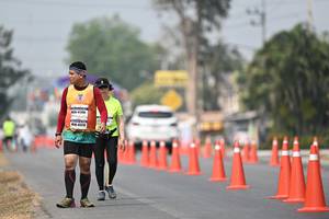 BIB: 47300
                            <button type="button" onclick="openModal(8528161)" class="btn btn-primary btn-sm float-right btn-popup" data-toggle="modal" data-target=".modal-high-quality">
                        <i class="fas fa-shopping-cart"></i> Add to Cart
                    </button>
                                            <button type="button" onclick="isThisMe(8528161, true)" class="btn btn-success btn-sm float-right btn-popup btn-isme hidden" data-toggle="tooltip" data-placement="bottom" title="นี่คือรูปของคุณใช่ไหม คลิกที่นี่เพื่อเอาเข้าอัลบั้ม">
                        <i class="fas fa-plus"></i> Add to album
                    </button>
                    <button type="button" onclick="isThisMe(8528161, false)" class="btn btn-warning btn-sm float-right btn-popup btn-isnotme hidden">
                        <i class="fas fa-ban"></i> Remove from album
                    </button>