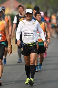 BIB: 47916
                            <button type="button" onclick="openModal(8504813)" class="btn btn-primary btn-sm float-right btn-popup" data-toggle="modal" data-target=".modal-high-quality">
                        <i class="fas fa-shopping-cart"></i> Add to Cart
                    </button>
                                            <button type="button" onclick="isThisMe(8504813, true)" class="btn btn-success btn-sm float-right btn-popup btn-isme hidden" data-toggle="tooltip" data-placement="bottom" title="นี่คือรูปของคุณใช่ไหม คลิกที่นี่เพื่อเอาเข้าอัลบั้ม">
                        <i class="fas fa-plus"></i> Add to album
                    </button>
                    <button type="button" onclick="isThisMe(8504813, false)" class="btn btn-warning btn-sm float-right btn-popup btn-isnotme hidden">
                        <i class="fas fa-ban"></i> Remove from album
                    </button>