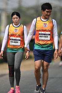 BIB: 42195, 41924, 40091
                            <button type="button" onclick="openModal(8521223)" class="btn btn-primary btn-sm float-right btn-popup" data-toggle="modal" data-target=".modal-high-quality">
                        <i class="fas fa-shopping-cart"></i> Add to Cart
                    </button>
                                            <button type="button" onclick="isThisMe(8521223, true)" class="btn btn-success btn-sm float-right btn-popup btn-isme hidden" data-toggle="tooltip" data-placement="bottom" title="นี่คือรูปของคุณใช่ไหม คลิกที่นี่เพื่อเอาเข้าอัลบั้ม">
                        <i class="fas fa-plus"></i> Add to album
                    </button>
                    <button type="button" onclick="isThisMe(8521223, false)" class="btn btn-warning btn-sm float-right btn-popup btn-isnotme hidden">
                        <i class="fas fa-ban"></i> Remove from album
                    </button>