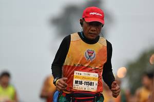 BIB: 102, 11581
                            <button type="button" onclick="openModal(8086293)" class="btn btn-primary btn-sm float-right btn-popup" data-toggle="modal" data-target=".modal-high-quality">
                        <i class="fas fa-shopping-cart"></i> Add to Cart
                    </button>
                                            <button type="button" onclick="isThisMe(8086293, true)" class="btn btn-success btn-sm float-right btn-popup btn-isme hidden" data-toggle="tooltip" data-placement="bottom" title="นี่คือรูปของคุณใช่ไหม คลิกที่นี่เพื่อเอาเข้าอัลบั้ม">
                        <i class="fas fa-plus"></i> Add to album
                    </button>
                    <button type="button" onclick="isThisMe(8086293, false)" class="btn btn-warning btn-sm float-right btn-popup btn-isnotme hidden">
                        <i class="fas fa-ban"></i> Remove from album
                    </button>