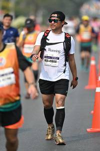 BIB: 100, 41860
                            <button type="button" onclick="openModal(8524328)" class="btn btn-primary btn-sm float-right btn-popup" data-toggle="modal" data-target=".modal-high-quality">
                        <i class="fas fa-shopping-cart"></i> Add to Cart
                    </button>
                                            <button type="button" onclick="isThisMe(8524328, true)" class="btn btn-success btn-sm float-right btn-popup btn-isme hidden" data-toggle="tooltip" data-placement="bottom" title="นี่คือรูปของคุณใช่ไหม คลิกที่นี่เพื่อเอาเข้าอัลบั้ม">
                        <i class="fas fa-plus"></i> Add to album
                    </button>
                    <button type="button" onclick="isThisMe(8524328, false)" class="btn btn-warning btn-sm float-right btn-popup btn-isnotme hidden">
                        <i class="fas fa-ban"></i> Remove from album
                    </button>