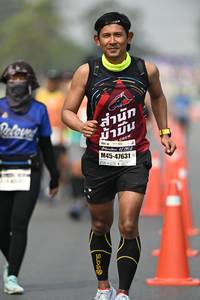 BIB: 4219, 47631
                            <button type="button" onclick="openModal(8520471)" class="btn btn-primary btn-sm float-right btn-popup" data-toggle="modal" data-target=".modal-high-quality">
                        <i class="fas fa-shopping-cart"></i> Add to Cart
                    </button>
                                            <button type="button" onclick="isThisMe(8520471, true)" class="btn btn-success btn-sm float-right btn-popup btn-isme hidden" data-toggle="tooltip" data-placement="bottom" title="นี่คือรูปของคุณใช่ไหม คลิกที่นี่เพื่อเอาเข้าอัลบั้ม">
                        <i class="fas fa-plus"></i> Add to album
                    </button>
                    <button type="button" onclick="isThisMe(8520471, false)" class="btn btn-warning btn-sm float-right btn-popup btn-isnotme hidden">
                        <i class="fas fa-ban"></i> Remove from album
                    </button>