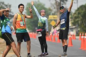 BIB: 469
                            <button type="button" onclick="openModal(8528767)" class="btn btn-primary btn-sm float-right btn-popup" data-toggle="modal" data-target=".modal-high-quality">
                        <i class="fas fa-shopping-cart"></i> Add to Cart
                    </button>
                                            <button type="button" onclick="isThisMe(8528767, true)" class="btn btn-success btn-sm float-right btn-popup btn-isme hidden" data-toggle="tooltip" data-placement="bottom" title="นี่คือรูปของคุณใช่ไหม คลิกที่นี่เพื่อเอาเข้าอัลบั้ม">
                        <i class="fas fa-plus"></i> Add to album
                    </button>
                    <button type="button" onclick="isThisMe(8528767, false)" class="btn btn-warning btn-sm float-right btn-popup btn-isnotme hidden">
                        <i class="fas fa-ban"></i> Remove from album
                    </button>