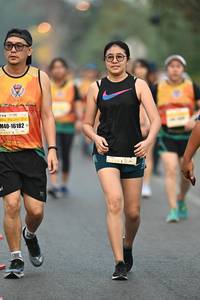BIB: 16182
                            <button type="button" onclick="openModal(8029058)" class="btn btn-primary btn-sm float-right btn-popup" data-toggle="modal" data-target=".modal-high-quality">
                        <i class="fas fa-shopping-cart"></i> Add to Cart
                    </button>
                                            <button type="button" onclick="isThisMe(8029058, true)" class="btn btn-success btn-sm float-right btn-popup btn-isme hidden" data-toggle="tooltip" data-placement="bottom" title="นี่คือรูปของคุณใช่ไหม คลิกที่นี่เพื่อเอาเข้าอัลบั้ม">
                        <i class="fas fa-plus"></i> Add to album
                    </button>
                    <button type="button" onclick="isThisMe(8029058, false)" class="btn btn-warning btn-sm float-right btn-popup btn-isnotme hidden">
                        <i class="fas fa-ban"></i> Remove from album
                    </button>