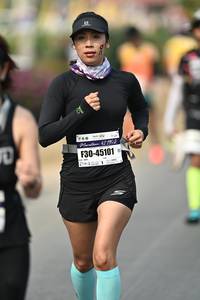 BIB: 42195, 45101
                            <button type="button" onclick="openModal(8525577)" class="btn btn-primary btn-sm float-right btn-popup" data-toggle="modal" data-target=".modal-high-quality">
                        <i class="fas fa-shopping-cart"></i> Add to Cart
                    </button>
                                            <button type="button" onclick="isThisMe(8525577, true)" class="btn btn-success btn-sm float-right btn-popup btn-isme hidden" data-toggle="tooltip" data-placement="bottom" title="นี่คือรูปของคุณใช่ไหม คลิกที่นี่เพื่อเอาเข้าอัลบั้ม">
                        <i class="fas fa-plus"></i> Add to album
                    </button>
                    <button type="button" onclick="isThisMe(8525577, false)" class="btn btn-warning btn-sm float-right btn-popup btn-isnotme hidden">
                        <i class="fas fa-ban"></i> Remove from album
                    </button>