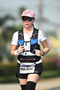 BIB: 42195, 45401
                            <button type="button" onclick="openModal(8481150)" class="btn btn-primary btn-sm float-right btn-popup" data-toggle="modal" data-target=".modal-high-quality">
                        <i class="fas fa-shopping-cart"></i> Add to Cart
                    </button>
                                            <button type="button" onclick="isThisMe(8481150, true)" class="btn btn-success btn-sm float-right btn-popup btn-isme hidden" data-toggle="tooltip" data-placement="bottom" title="นี่คือรูปของคุณใช่ไหม คลิกที่นี่เพื่อเอาเข้าอัลบั้ม">
                        <i class="fas fa-plus"></i> Add to album
                    </button>
                    <button type="button" onclick="isThisMe(8481150, false)" class="btn btn-warning btn-sm float-right btn-popup btn-isnotme hidden">
                        <i class="fas fa-ban"></i> Remove from album
                    </button>
