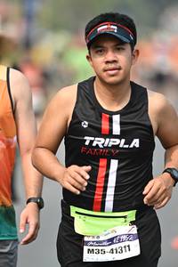 BIB: 421952, 41311
                            <button type="button" onclick="openModal(8522046)" class="btn btn-primary btn-sm float-right btn-popup" data-toggle="modal" data-target=".modal-high-quality">
                        <i class="fas fa-shopping-cart"></i> Add to Cart
                    </button>
                                            <button type="button" onclick="isThisMe(8522046, true)" class="btn btn-success btn-sm float-right btn-popup btn-isme hidden" data-toggle="tooltip" data-placement="bottom" title="นี่คือรูปของคุณใช่ไหม คลิกที่นี่เพื่อเอาเข้าอัลบั้ม">
                        <i class="fas fa-plus"></i> Add to album
                    </button>
                    <button type="button" onclick="isThisMe(8522046, false)" class="btn btn-warning btn-sm float-right btn-popup btn-isnotme hidden">
                        <i class="fas fa-ban"></i> Remove from album
                    </button>