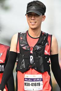 BIB: 42195, 41619
                            <button type="button" onclick="openModal(8507316)" class="btn btn-primary btn-sm float-right btn-popup" data-toggle="modal" data-target=".modal-high-quality">
                        <i class="fas fa-shopping-cart"></i> Add to Cart
                    </button>
                                            <button type="button" onclick="isThisMe(8507316, true)" class="btn btn-success btn-sm float-right btn-popup btn-isme hidden" data-toggle="tooltip" data-placement="bottom" title="นี่คือรูปของคุณใช่ไหม คลิกที่นี่เพื่อเอาเข้าอัลบั้ม">
                        <i class="fas fa-plus"></i> Add to album
                    </button>
                    <button type="button" onclick="isThisMe(8507316, false)" class="btn btn-warning btn-sm float-right btn-popup btn-isnotme hidden">
                        <i class="fas fa-ban"></i> Remove from album
                    </button>