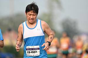 BIB: 421952, 45071
                            <button type="button" onclick="openModal(8367493)" class="btn btn-primary btn-sm float-right btn-popup" data-toggle="modal" data-target=".modal-high-quality">
                        <i class="fas fa-shopping-cart"></i> Add to Cart
                    </button>
                                            <button type="button" onclick="isThisMe(8367493, true)" class="btn btn-success btn-sm float-right btn-popup btn-isme hidden" data-toggle="tooltip" data-placement="bottom" title="นี่คือรูปของคุณใช่ไหม คลิกที่นี่เพื่อเอาเข้าอัลบั้ม">
                        <i class="fas fa-plus"></i> Add to album
                    </button>
                    <button type="button" onclick="isThisMe(8367493, false)" class="btn btn-warning btn-sm float-right btn-popup btn-isnotme hidden">
                        <i class="fas fa-ban"></i> Remove from album
                    </button>