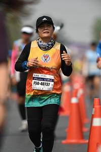 BIB: 42195, 40737
                            <button type="button" onclick="openModal(8516935)" class="btn btn-primary btn-sm float-right btn-popup" data-toggle="modal" data-target=".modal-high-quality">
                        <i class="fas fa-shopping-cart"></i> Add to Cart
                    </button>
                                            <button type="button" onclick="isThisMe(8516935, true)" class="btn btn-success btn-sm float-right btn-popup btn-isme hidden" data-toggle="tooltip" data-placement="bottom" title="นี่คือรูปของคุณใช่ไหม คลิกที่นี่เพื่อเอาเข้าอัลบั้ม">
                        <i class="fas fa-plus"></i> Add to album
                    </button>
                    <button type="button" onclick="isThisMe(8516935, false)" class="btn btn-warning btn-sm float-right btn-popup btn-isnotme hidden">
                        <i class="fas fa-ban"></i> Remove from album
                    </button>