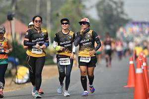 BIB: 312, 485, 48038, 
                            <button type="button" onclick="openModal(8474753)" class="btn btn-primary btn-sm float-right btn-popup" data-toggle="modal" data-target=".modal-high-quality">
                        <i class="fas fa-shopping-cart"></i> Add to Cart
                    </button>
                                            <button type="button" onclick="isThisMe(8474753, true)" class="btn btn-success btn-sm float-right btn-popup btn-isme hidden" data-toggle="tooltip" data-placement="bottom" title="นี่คือรูปของคุณใช่ไหม คลิกที่นี่เพื่อเอาเข้าอัลบั้ม">
                        <i class="fas fa-plus"></i> Add to album
                    </button>
                    <button type="button" onclick="isThisMe(8474753, false)" class="btn btn-warning btn-sm float-right btn-popup btn-isnotme hidden">
                        <i class="fas fa-ban"></i> Remove from album
                    </button>