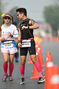 BIB: 195, 47546, 45073
                            <button type="button" onclick="openModal(8503111)" class="btn btn-primary btn-sm float-right btn-popup" data-toggle="modal" data-target=".modal-high-quality">
                        <i class="fas fa-shopping-cart"></i> Add to Cart
                    </button>
                                            <button type="button" onclick="isThisMe(8503111, true)" class="btn btn-success btn-sm float-right btn-popup btn-isme hidden" data-toggle="tooltip" data-placement="bottom" title="นี่คือรูปของคุณใช่ไหม คลิกที่นี่เพื่อเอาเข้าอัลบั้ม">
                        <i class="fas fa-plus"></i> Add to album
                    </button>
                    <button type="button" onclick="isThisMe(8503111, false)" class="btn btn-warning btn-sm float-right btn-popup btn-isnotme hidden">
                        <i class="fas fa-ban"></i> Remove from album
                    </button>