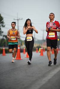 BIB: 16216, 11502, 15004, 
                            <button type="button" onclick="openModal(8652032)" class="btn btn-primary btn-sm float-right btn-popup" data-toggle="modal" data-target=".modal-high-quality">
                        <i class="fas fa-shopping-cart"></i> Add to Cart
                    </button>
                                            <button type="button" onclick="isThisMe(8652032, true)" class="btn btn-success btn-sm float-right btn-popup btn-isme hidden" data-toggle="tooltip" data-placement="bottom" title="นี่คือรูปของคุณใช่ไหม คลิกที่นี่เพื่อเอาเข้าอัลบั้ม">
                        <i class="fas fa-plus"></i> Add to album
                    </button>
                    <button type="button" onclick="isThisMe(8652032, false)" class="btn btn-warning btn-sm float-right btn-popup btn-isnotme hidden">
                        <i class="fas fa-ban"></i> Remove from album
                    </button>
