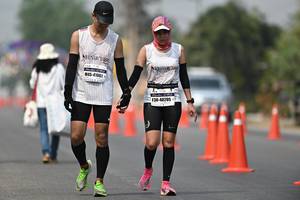 BIB: 41061, 40205
                            <button type="button" onclick="openModal(8527994)" class="btn btn-primary btn-sm float-right btn-popup" data-toggle="modal" data-target=".modal-high-quality">
                        <i class="fas fa-shopping-cart"></i> Add to Cart
                    </button>
                                            <button type="button" onclick="isThisMe(8527994, true)" class="btn btn-success btn-sm float-right btn-popup btn-isme hidden" data-toggle="tooltip" data-placement="bottom" title="นี่คือรูปของคุณใช่ไหม คลิกที่นี่เพื่อเอาเข้าอัลบั้ม">
                        <i class="fas fa-plus"></i> Add to album
                    </button>
                    <button type="button" onclick="isThisMe(8527994, false)" class="btn btn-warning btn-sm float-right btn-popup btn-isnotme hidden">
                        <i class="fas fa-ban"></i> Remove from album
                    </button>