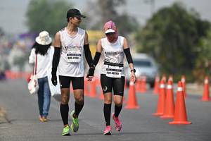 BIB: 41061, 40205
                            <button type="button" onclick="openModal(8527917)" class="btn btn-primary btn-sm float-right btn-popup" data-toggle="modal" data-target=".modal-high-quality">
                        <i class="fas fa-shopping-cart"></i> Add to Cart
                    </button>
                                            <button type="button" onclick="isThisMe(8527917, true)" class="btn btn-success btn-sm float-right btn-popup btn-isme hidden" data-toggle="tooltip" data-placement="bottom" title="นี่คือรูปของคุณใช่ไหม คลิกที่นี่เพื่อเอาเข้าอัลบั้ม">
                        <i class="fas fa-plus"></i> Add to album
                    </button>
                    <button type="button" onclick="isThisMe(8527917, false)" class="btn btn-warning btn-sm float-right btn-popup btn-isnotme hidden">
                        <i class="fas fa-ban"></i> Remove from album
                    </button>