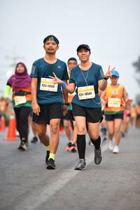 BIB: 10511, 10541, 
                            <button type="button" onclick="openModal(8604942)" class="btn btn-primary btn-sm float-right btn-popup" data-toggle="modal" data-target=".modal-high-quality">
                        <i class="fas fa-shopping-cart"></i> Add to Cart
                    </button>
                                            <button type="button" onclick="isThisMe(8604942, true)" class="btn btn-success btn-sm float-right btn-popup btn-isme hidden" data-toggle="tooltip" data-placement="bottom" title="นี่คือรูปของคุณใช่ไหม คลิกที่นี่เพื่อเอาเข้าอัลบั้ม">
                        <i class="fas fa-plus"></i> Add to album
                    </button>
                    <button type="button" onclick="isThisMe(8604942, false)" class="btn btn-warning btn-sm float-right btn-popup btn-isnotme hidden">
                        <i class="fas fa-ban"></i> Remove from album
                    </button>
