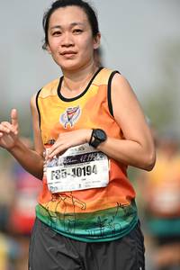 BIB: 42195, 10194
                            <button type="button" onclick="openModal(8461050)" class="btn btn-primary btn-sm float-right btn-popup" data-toggle="modal" data-target=".modal-high-quality">
                        <i class="fas fa-shopping-cart"></i> Add to Cart
                    </button>
                                            <button type="button" onclick="isThisMe(8461050, true)" class="btn btn-success btn-sm float-right btn-popup btn-isme hidden" data-toggle="tooltip" data-placement="bottom" title="นี่คือรูปของคุณใช่ไหม คลิกที่นี่เพื่อเอาเข้าอัลบั้ม">
                        <i class="fas fa-plus"></i> Add to album
                    </button>
                    <button type="button" onclick="isThisMe(8461050, false)" class="btn btn-warning btn-sm float-right btn-popup btn-isnotme hidden">
                        <i class="fas fa-ban"></i> Remove from album
                    </button>