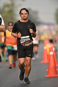 BIB: 48233
                            <button type="button" onclick="openModal(8353611)" class="btn btn-primary btn-sm float-right btn-popup" data-toggle="modal" data-target=".modal-high-quality">
                        <i class="fas fa-shopping-cart"></i> Add to Cart
                    </button>
                                            <button type="button" onclick="isThisMe(8353611, true)" class="btn btn-success btn-sm float-right btn-popup btn-isme hidden" data-toggle="tooltip" data-placement="bottom" title="นี่คือรูปของคุณใช่ไหม คลิกที่นี่เพื่อเอาเข้าอัลบั้ม">
                        <i class="fas fa-plus"></i> Add to album
                    </button>
                    <button type="button" onclick="isThisMe(8353611, false)" class="btn btn-warning btn-sm float-right btn-popup btn-isnotme hidden">
                        <i class="fas fa-ban"></i> Remove from album
                    </button>