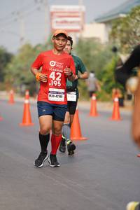BIB: 195, 42195
                            <button type="button" onclick="openModal(7627274)" class="btn btn-primary btn-sm float-right btn-popup" data-toggle="modal" data-target=".modal-high-quality">
                        <i class="fas fa-shopping-cart"></i> Add to Cart
                    </button>
                                            <button type="button" onclick="isThisMe(7627274, true)" class="btn btn-success btn-sm float-right btn-popup btn-isme hidden" data-toggle="tooltip" data-placement="bottom" title="นี่คือรูปของคุณใช่ไหม คลิกที่นี่เพื่อเอาเข้าอัลบั้ม">
                        <i class="fas fa-plus"></i> Add to album
                    </button>
                    <button type="button" onclick="isThisMe(7627274, false)" class="btn btn-warning btn-sm float-right btn-popup btn-isnotme hidden">
                        <i class="fas fa-ban"></i> Remove from album
                    </button>