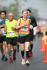 BIB: 45037, 41383
                            <button type="button" onclick="openModal(8375264)" class="btn btn-primary btn-sm float-right btn-popup" data-toggle="modal" data-target=".modal-high-quality">
                        <i class="fas fa-shopping-cart"></i> Add to Cart
                    </button>
                                            <button type="button" onclick="isThisMe(8375264, true)" class="btn btn-success btn-sm float-right btn-popup btn-isme hidden" data-toggle="tooltip" data-placement="bottom" title="นี่คือรูปของคุณใช่ไหม คลิกที่นี่เพื่อเอาเข้าอัลบั้ม">
                        <i class="fas fa-plus"></i> Add to album
                    </button>
                    <button type="button" onclick="isThisMe(8375264, false)" class="btn btn-warning btn-sm float-right btn-popup btn-isnotme hidden">
                        <i class="fas fa-ban"></i> Remove from album
                    </button>
