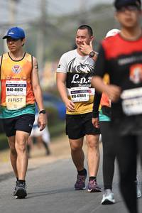 BIB: 41972, 47869, 400
                            <button type="button" onclick="openModal(8502250)" class="btn btn-primary btn-sm float-right btn-popup" data-toggle="modal" data-target=".modal-high-quality">
                        <i class="fas fa-shopping-cart"></i> Add to Cart
                    </button>
                                            <button type="button" onclick="isThisMe(8502250, true)" class="btn btn-success btn-sm float-right btn-popup btn-isme hidden" data-toggle="tooltip" data-placement="bottom" title="นี่คือรูปของคุณใช่ไหม คลิกที่นี่เพื่อเอาเข้าอัลบั้ม">
                        <i class="fas fa-plus"></i> Add to album
                    </button>
                    <button type="button" onclick="isThisMe(8502250, false)" class="btn btn-warning btn-sm float-right btn-popup btn-isnotme hidden">
                        <i class="fas fa-ban"></i> Remove from album
                    </button>