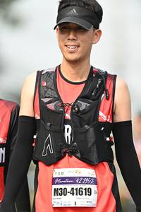 BIB: 421952, 41619
                            <button type="button" onclick="openModal(8507546)" class="btn btn-primary btn-sm float-right btn-popup" data-toggle="modal" data-target=".modal-high-quality">
                        <i class="fas fa-shopping-cart"></i> Add to Cart
                    </button>
                                            <button type="button" onclick="isThisMe(8507546, true)" class="btn btn-success btn-sm float-right btn-popup btn-isme hidden" data-toggle="tooltip" data-placement="bottom" title="นี่คือรูปของคุณใช่ไหม คลิกที่นี่เพื่อเอาเข้าอัลบั้ม">
                        <i class="fas fa-plus"></i> Add to album
                    </button>
                    <button type="button" onclick="isThisMe(8507546, false)" class="btn btn-warning btn-sm float-right btn-popup btn-isnotme hidden">
                        <i class="fas fa-ban"></i> Remove from album
                    </button>