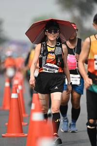 BIB: 40342
                            <button type="button" onclick="openModal(8517171)" class="btn btn-primary btn-sm float-right btn-popup" data-toggle="modal" data-target=".modal-high-quality">
                        <i class="fas fa-shopping-cart"></i> Add to Cart
                    </button>
                                            <button type="button" onclick="isThisMe(8517171, true)" class="btn btn-success btn-sm float-right btn-popup btn-isme hidden" data-toggle="tooltip" data-placement="bottom" title="นี่คือรูปของคุณใช่ไหม คลิกที่นี่เพื่อเอาเข้าอัลบั้ม">
                        <i class="fas fa-plus"></i> Add to album
                    </button>
                    <button type="button" onclick="isThisMe(8517171, false)" class="btn btn-warning btn-sm float-right btn-popup btn-isnotme hidden">
                        <i class="fas fa-ban"></i> Remove from album
                    </button>