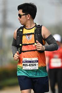 BIB: 421952, 42525
                            <button type="button" onclick="openModal(8504536)" class="btn btn-primary btn-sm float-right btn-popup" data-toggle="modal" data-target=".modal-high-quality">
                        <i class="fas fa-shopping-cart"></i> Add to Cart
                    </button>
                                            <button type="button" onclick="isThisMe(8504536, true)" class="btn btn-success btn-sm float-right btn-popup btn-isme hidden" data-toggle="tooltip" data-placement="bottom" title="นี่คือรูปของคุณใช่ไหม คลิกที่นี่เพื่อเอาเข้าอัลบั้ม">
                        <i class="fas fa-plus"></i> Add to album
                    </button>
                    <button type="button" onclick="isThisMe(8504536, false)" class="btn btn-warning btn-sm float-right btn-popup btn-isnotme hidden">
                        <i class="fas fa-ban"></i> Remove from album
                    </button>