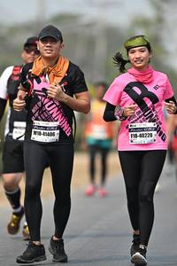 BIB: 41406, 40220
                            <button type="button" onclick="openModal(8515206)" class="btn btn-primary btn-sm float-right btn-popup" data-toggle="modal" data-target=".modal-high-quality">
                        <i class="fas fa-shopping-cart"></i> Add to Cart
                    </button>
                                            <button type="button" onclick="isThisMe(8515206, true)" class="btn btn-success btn-sm float-right btn-popup btn-isme hidden" data-toggle="tooltip" data-placement="bottom" title="นี่คือรูปของคุณใช่ไหม คลิกที่นี่เพื่อเอาเข้าอัลบั้ม">
                        <i class="fas fa-plus"></i> Add to album
                    </button>
                    <button type="button" onclick="isThisMe(8515206, false)" class="btn btn-warning btn-sm float-right btn-popup btn-isnotme hidden">
                        <i class="fas fa-ban"></i> Remove from album
                    </button>