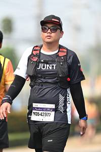 BIB: 42195, 42972
                            <button type="button" onclick="openModal(8515321)" class="btn btn-primary btn-sm float-right btn-popup" data-toggle="modal" data-target=".modal-high-quality">
                        <i class="fas fa-shopping-cart"></i> Add to Cart
                    </button>
                                            <button type="button" onclick="isThisMe(8515321, true)" class="btn btn-success btn-sm float-right btn-popup btn-isme hidden" data-toggle="tooltip" data-placement="bottom" title="นี่คือรูปของคุณใช่ไหม คลิกที่นี่เพื่อเอาเข้าอัลบั้ม">
                        <i class="fas fa-plus"></i> Add to album
                    </button>
                    <button type="button" onclick="isThisMe(8515321, false)" class="btn btn-warning btn-sm float-right btn-popup btn-isnotme hidden">
                        <i class="fas fa-ban"></i> Remove from album
                    </button>