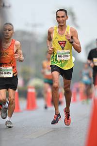 BIB: 27773, 26955
                            <button type="button" onclick="openModal(8192776)" class="btn btn-primary btn-sm float-right btn-popup" data-toggle="modal" data-target=".modal-high-quality">
                        <i class="fas fa-shopping-cart"></i> Add to Cart
                    </button>
                                            <button type="button" onclick="isThisMe(8192776, true)" class="btn btn-success btn-sm float-right btn-popup btn-isme hidden" data-toggle="tooltip" data-placement="bottom" title="นี่คือรูปของคุณใช่ไหม คลิกที่นี่เพื่อเอาเข้าอัลบั้ม">
                        <i class="fas fa-plus"></i> Add to album
                    </button>
                    <button type="button" onclick="isThisMe(8192776, false)" class="btn btn-warning btn-sm float-right btn-popup btn-isnotme hidden">
                        <i class="fas fa-ban"></i> Remove from album
                    </button>