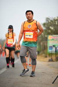 BIB: 11821
                            <button type="button" onclick="openModal(9018248)" class="btn btn-primary btn-sm float-right btn-popup" data-toggle="modal" data-target=".modal-high-quality">
                        <i class="fas fa-shopping-cart"></i> Add to Cart
                    </button>
                                            <button type="button" onclick="isThisMe(9018248, true)" class="btn btn-success btn-sm float-right btn-popup btn-isme hidden" data-toggle="tooltip" data-placement="bottom" title="นี่คือรูปของคุณใช่ไหม คลิกที่นี่เพื่อเอาเข้าอัลบั้ม">
                        <i class="fas fa-plus"></i> Add to album
                    </button>
                    <button type="button" onclick="isThisMe(9018248, false)" class="btn btn-warning btn-sm float-right btn-popup btn-isnotme hidden">
                        <i class="fas fa-ban"></i> Remove from album
                    </button>