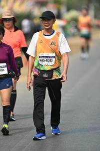 BIB: 41222, 194
                            <button type="button" onclick="openModal(8524804)" class="btn btn-primary btn-sm float-right btn-popup" data-toggle="modal" data-target=".modal-high-quality">
                        <i class="fas fa-shopping-cart"></i> Add to Cart
                    </button>
                                            <button type="button" onclick="isThisMe(8524804, true)" class="btn btn-success btn-sm float-right btn-popup btn-isme hidden" data-toggle="tooltip" data-placement="bottom" title="นี่คือรูปของคุณใช่ไหม คลิกที่นี่เพื่อเอาเข้าอัลบั้ม">
                        <i class="fas fa-plus"></i> Add to album
                    </button>
                    <button type="button" onclick="isThisMe(8524804, false)" class="btn btn-warning btn-sm float-right btn-popup btn-isnotme hidden">
                        <i class="fas fa-ban"></i> Remove from album
                    </button>