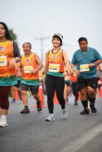 BIB: 836, 16462
                            <button type="button" onclick="openModal(8647035)" class="btn btn-primary btn-sm float-right btn-popup" data-toggle="modal" data-target=".modal-high-quality">
                        <i class="fas fa-shopping-cart"></i> Add to Cart
                    </button>
                                            <button type="button" onclick="isThisMe(8647035, true)" class="btn btn-success btn-sm float-right btn-popup btn-isme hidden" data-toggle="tooltip" data-placement="bottom" title="นี่คือรูปของคุณใช่ไหม คลิกที่นี่เพื่อเอาเข้าอัลบั้ม">
                        <i class="fas fa-plus"></i> Add to album
                    </button>
                    <button type="button" onclick="isThisMe(8647035, false)" class="btn btn-warning btn-sm float-right btn-popup btn-isnotme hidden">
                        <i class="fas fa-ban"></i> Remove from album
                    </button>