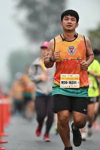 BIB: 16311
                            <button type="button" onclick="openModal(8180651)" class="btn btn-primary btn-sm float-right btn-popup" data-toggle="modal" data-target=".modal-high-quality">
                        <i class="fas fa-shopping-cart"></i> Add to Cart
                    </button>
                                            <button type="button" onclick="isThisMe(8180651, true)" class="btn btn-success btn-sm float-right btn-popup btn-isme hidden" data-toggle="tooltip" data-placement="bottom" title="นี่คือรูปของคุณใช่ไหม คลิกที่นี่เพื่อเอาเข้าอัลบั้ม">
                        <i class="fas fa-plus"></i> Add to album
                    </button>
                    <button type="button" onclick="isThisMe(8180651, false)" class="btn btn-warning btn-sm float-right btn-popup btn-isnotme hidden">
                        <i class="fas fa-ban"></i> Remove from album
                    </button>