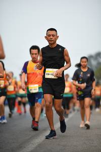 BIB: 112
                            <button type="button" onclick="openModal(8655207)" class="btn btn-primary btn-sm float-right btn-popup" data-toggle="modal" data-target=".modal-high-quality">
                        <i class="fas fa-shopping-cart"></i> Add to Cart
                    </button>
                                            <button type="button" onclick="isThisMe(8655207, true)" class="btn btn-success btn-sm float-right btn-popup btn-isme hidden" data-toggle="tooltip" data-placement="bottom" title="นี่คือรูปของคุณใช่ไหม คลิกที่นี่เพื่อเอาเข้าอัลบั้ม">
                        <i class="fas fa-plus"></i> Add to album
                    </button>
                    <button type="button" onclick="isThisMe(8655207, false)" class="btn btn-warning btn-sm float-right btn-popup btn-isnotme hidden">
                        <i class="fas fa-ban"></i> Remove from album
                    </button>