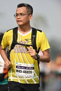 BIB: 42195, 46026
                            <button type="button" onclick="openModal(8457963)" class="btn btn-primary btn-sm float-right btn-popup" data-toggle="modal" data-target=".modal-high-quality">
                        <i class="fas fa-shopping-cart"></i> Add to Cart
                    </button>
                                            <button type="button" onclick="isThisMe(8457963, true)" class="btn btn-success btn-sm float-right btn-popup btn-isme hidden" data-toggle="tooltip" data-placement="bottom" title="นี่คือรูปของคุณใช่ไหม คลิกที่นี่เพื่อเอาเข้าอัลบั้ม">
                        <i class="fas fa-plus"></i> Add to album
                    </button>
                    <button type="button" onclick="isThisMe(8457963, false)" class="btn btn-warning btn-sm float-right btn-popup btn-isnotme hidden">
                        <i class="fas fa-ban"></i> Remove from album
                    </button>