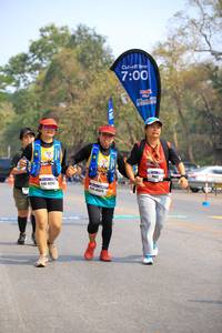 BIB: 700, 4126, 41423
                            <button type="button" onclick="openModal(7716365)" class="btn btn-primary btn-sm float-right btn-popup" data-toggle="modal" data-target=".modal-high-quality">
                        <i class="fas fa-shopping-cart"></i> Add to Cart
                    </button>
                                            <button type="button" onclick="isThisMe(7716365, true)" class="btn btn-success btn-sm float-right btn-popup btn-isme hidden" data-toggle="tooltip" data-placement="bottom" title="นี่คือรูปของคุณใช่ไหม คลิกที่นี่เพื่อเอาเข้าอัลบั้ม">
                        <i class="fas fa-plus"></i> Add to album
                    </button>
                    <button type="button" onclick="isThisMe(7716365, false)" class="btn btn-warning btn-sm float-right btn-popup btn-isnotme hidden">
                        <i class="fas fa-ban"></i> Remove from album
                    </button>